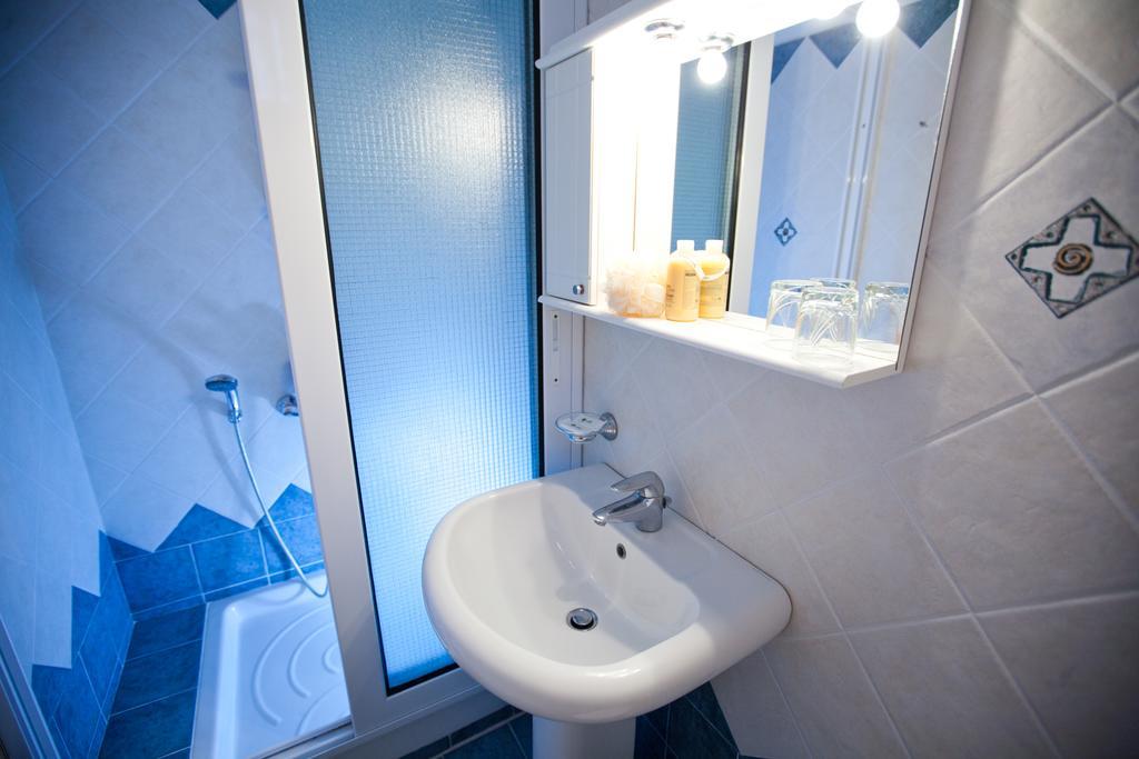 Hotel Possidon Aegina Zimmer foto